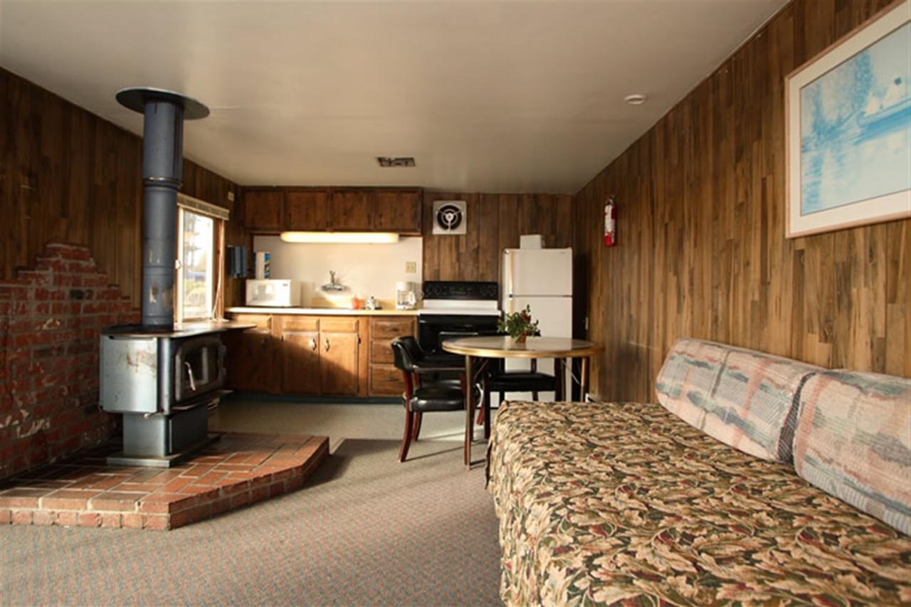 Sandpiper Beach Resort 퍼시픽 비치 외부 사진