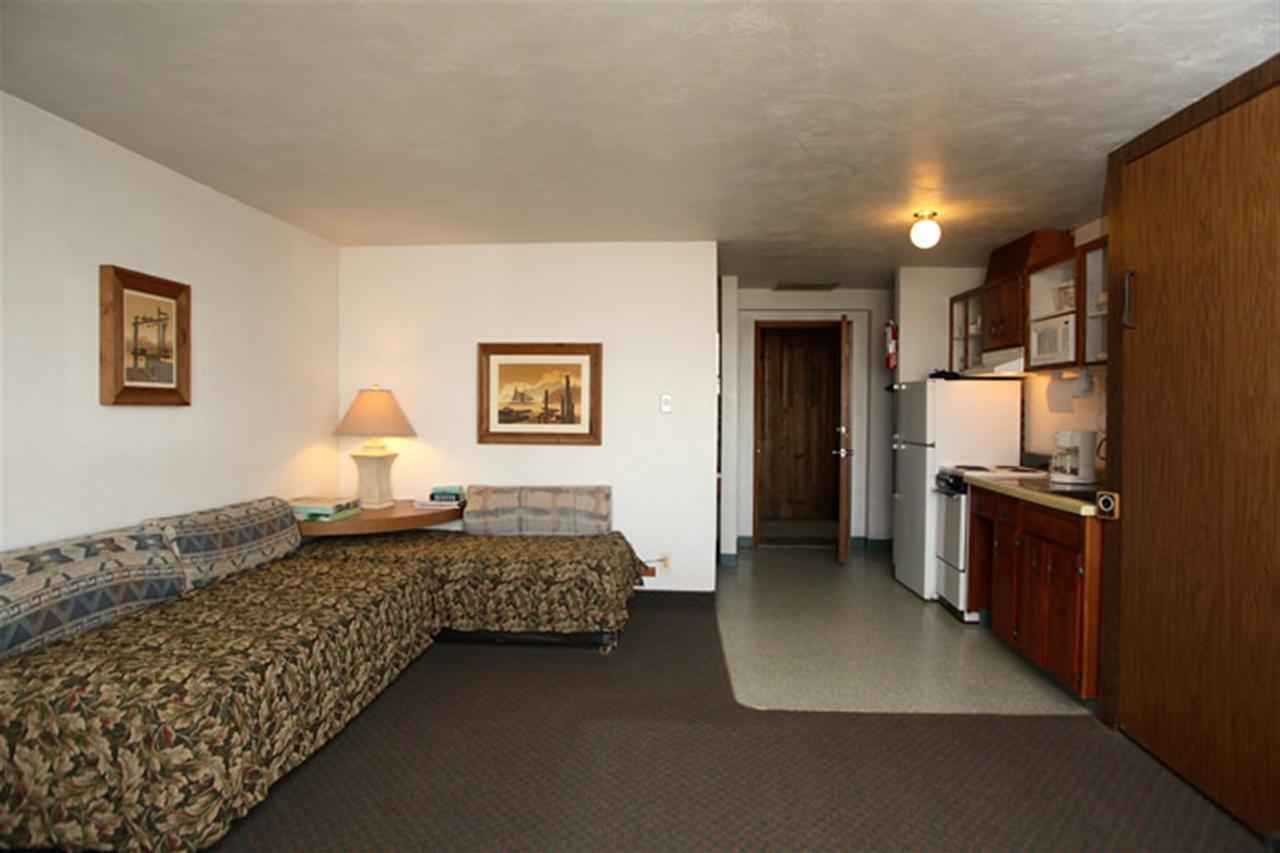 Sandpiper Beach Resort 퍼시픽 비치 외부 사진