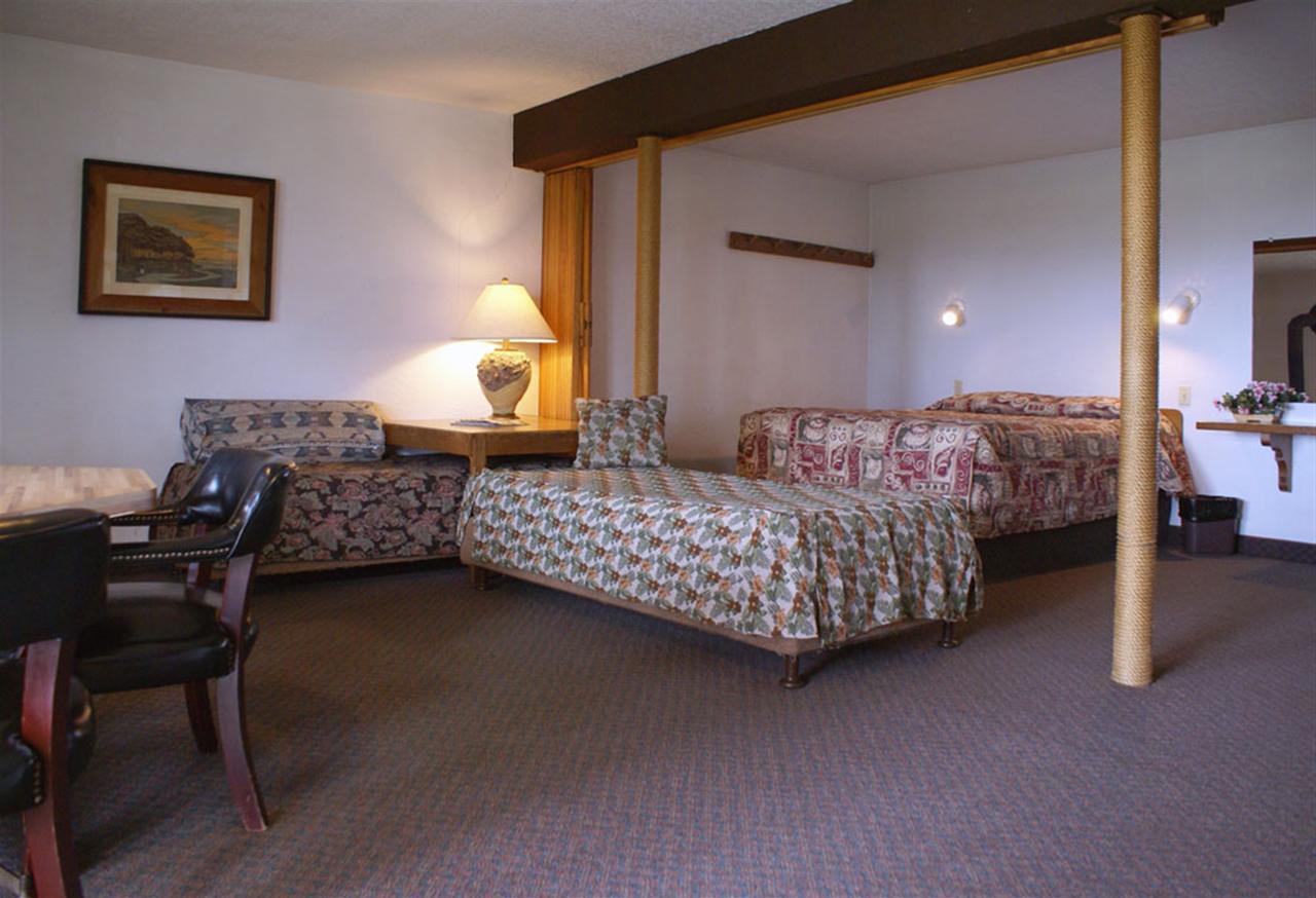 Sandpiper Beach Resort 퍼시픽 비치 외부 사진